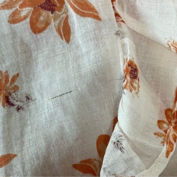 Free People Amanda Cotton Ruffled Wrap Top Ivory Combo Floral Size Medium NWT - Picture 15 of 15